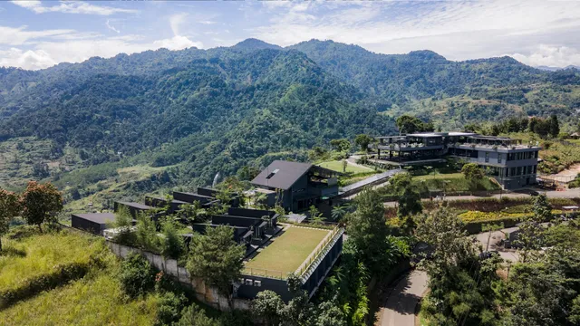 The Upper Clift Resort & Cafe Sentul