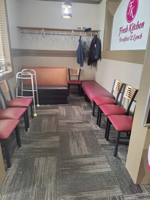 Fresh Kitchen Breakfast and Lunch