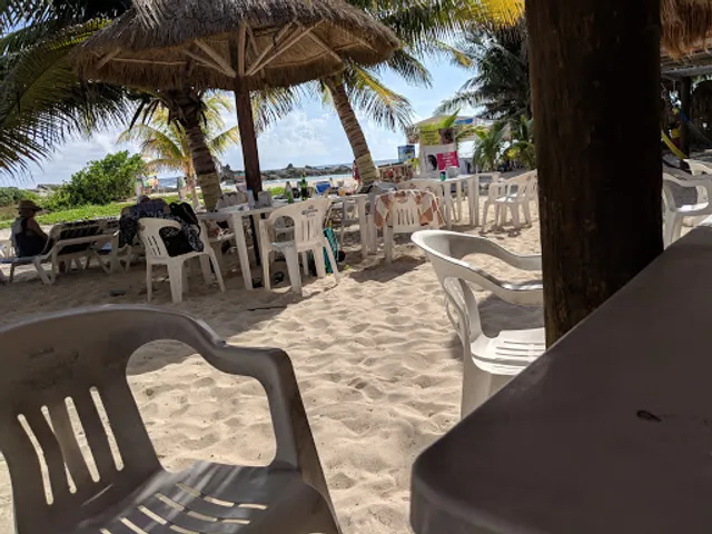 El Pescador Marisqueria & Bar