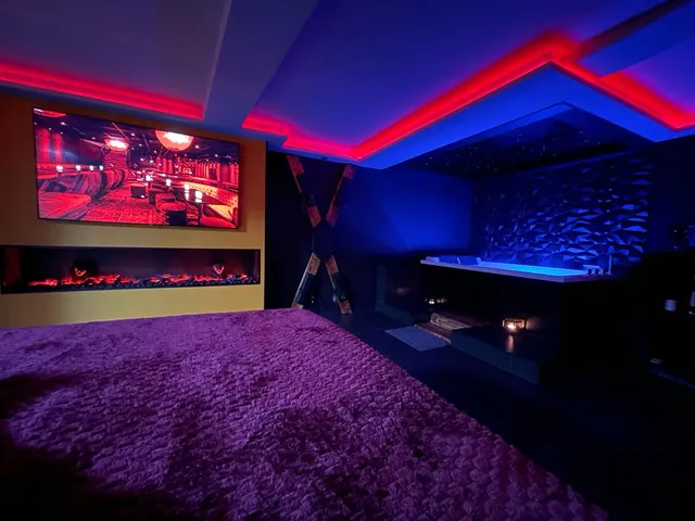 Loveroom Des Chaînes Les Passions