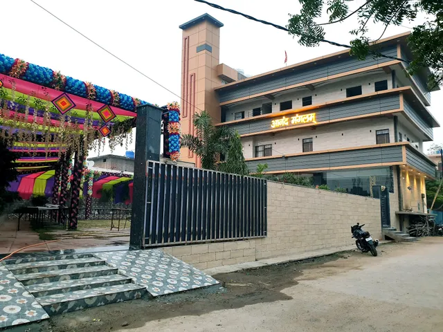 Anand Mangalam Guest House & A.C Banquet Halls || Party Lawn in Kanpur
