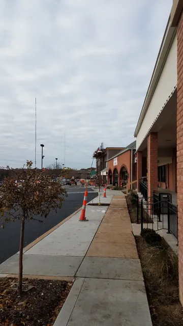 Mackenzie Pointe Plaza