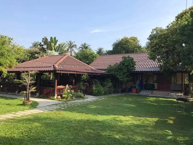 บ้านสวนลิ้นจี่แม่กลองรีสอร์ท(Baansuanlynjee maeklong resort)