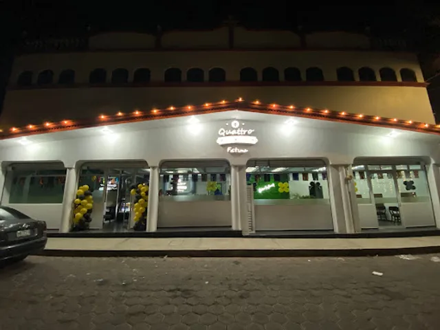 Quattro Gelato and Caffé Fátima