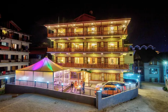 Royal Nest By Terraa Hotels, Manali