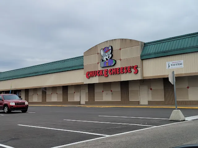 Chuck E. Cheese