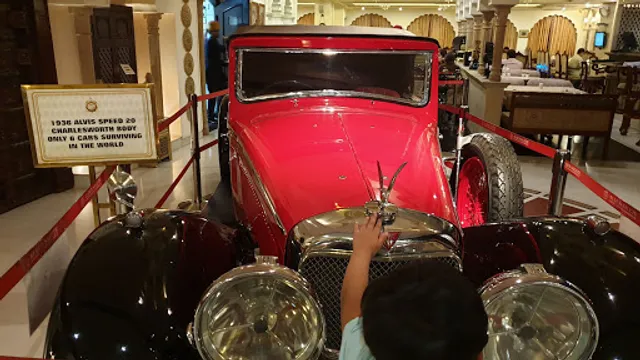 Slounge by Lemon Tree