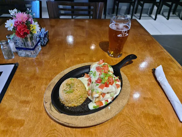 Crossroads Restaurant and Bar