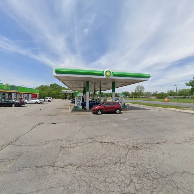 Ford Heights IL Hook Up Convenience Store