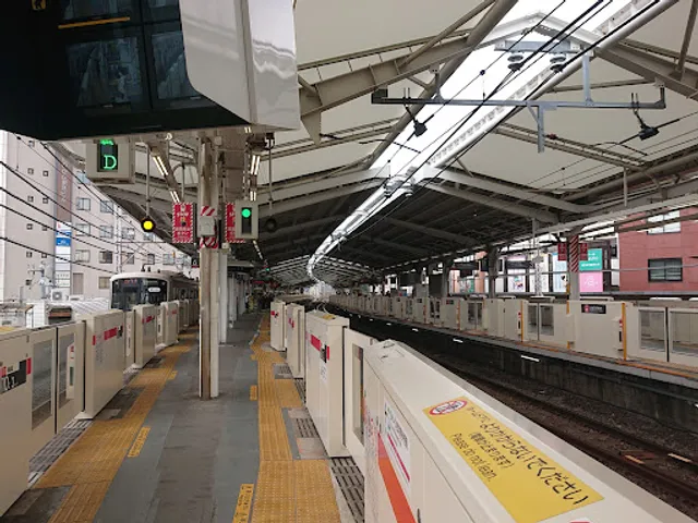Jiyūgaoka Station
