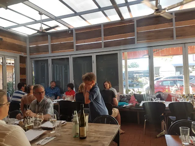 Il Posto - Best Italian Pizzeria and Restaurant