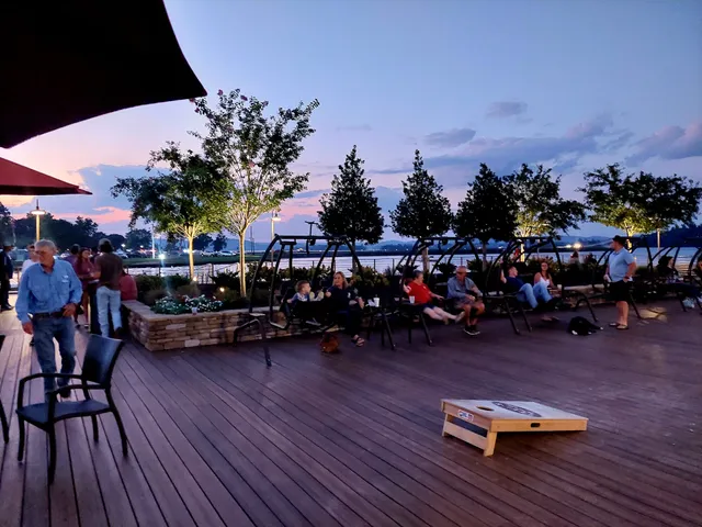 Levi’s On The Lake