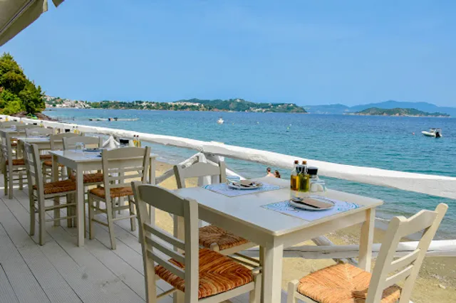 Sorokos | Seaside Food & Drink