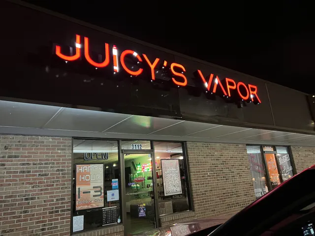 Juicy's Vapor Lounge Manhattan West