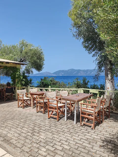 Paradise Beach Restaurant | Agia Effimia