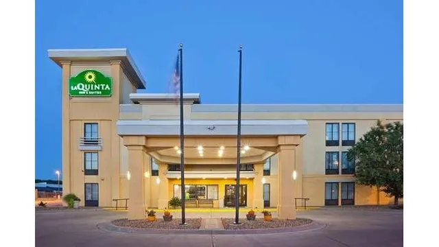 La Quinta Inn & Suites by Wyndham Salina