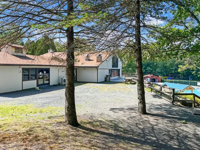 Lake Adventure Community Association