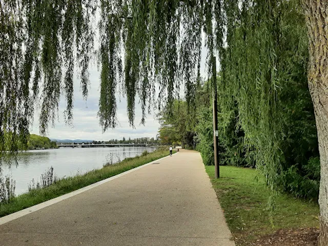 Berges de Bellerive-sur-Allier