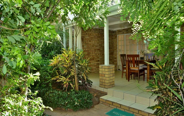 Chobe River Cottages