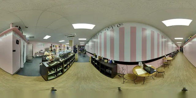 Gelato Junction and Baker's Boutique