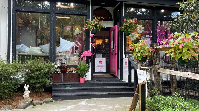 Cashiers Candy Shoppe