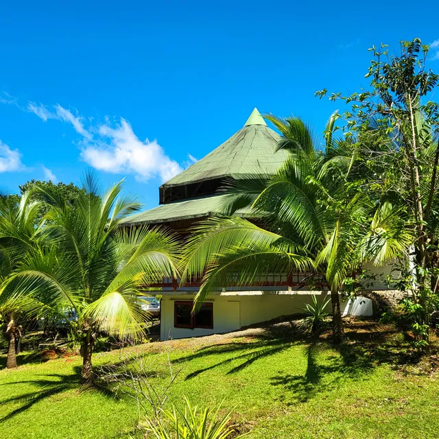 Deseo Bamboo Ecolodge