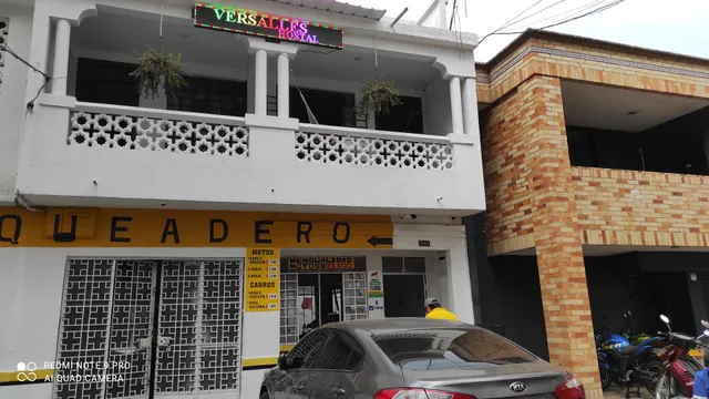 Hostal Versalles