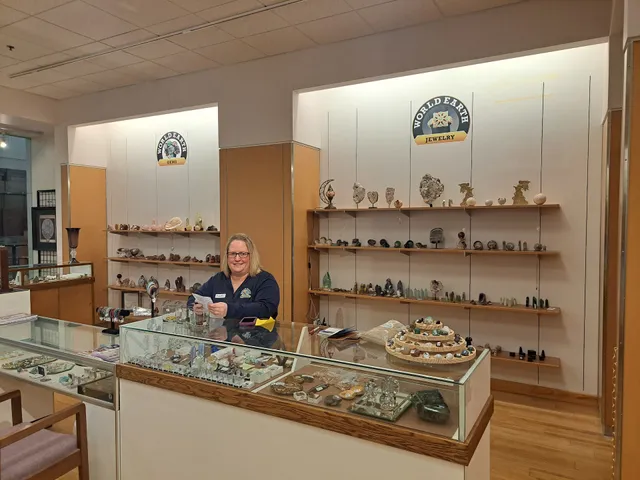 World Earth Minerals