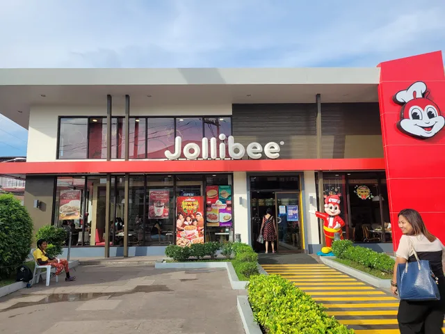 Jollibee M.L. Quezon Ave- Col. Guido