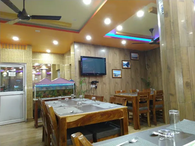 Dokpun Restaurant