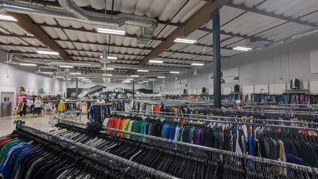 Goodwill Southern California Hollywood Sunset Blvd. Retail Store