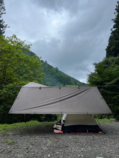 Shiraiwa Mountain Stream Camping Ground