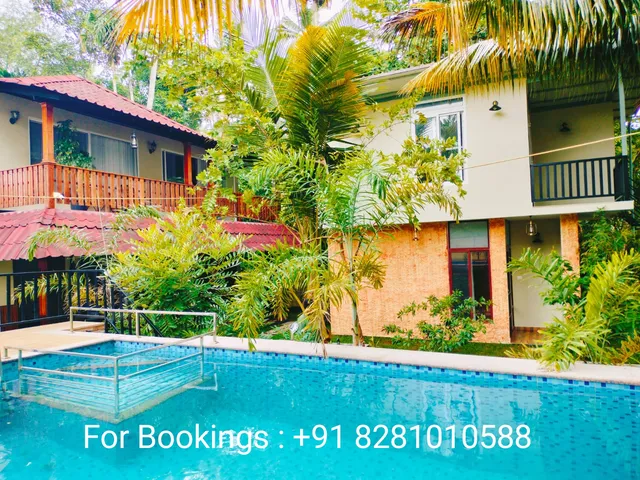 Lakefront Beach Homes