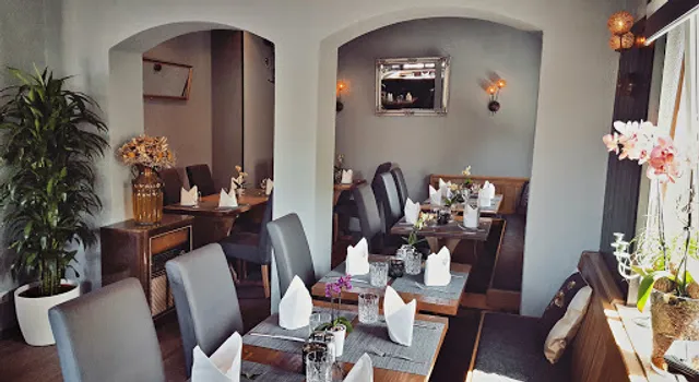 Hoa Thoa - Grill & Wok - Pasing