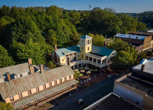 International Storytelling Center