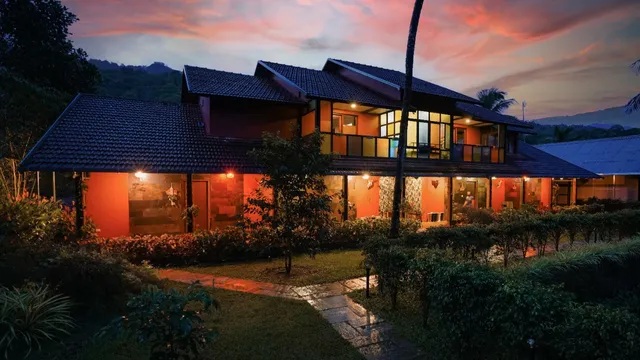 Mayaahi Resort & Spa