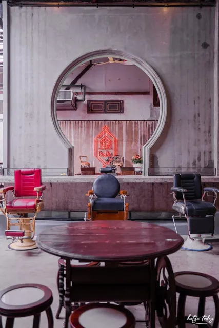 โรงปี๊บ - Rong Peep