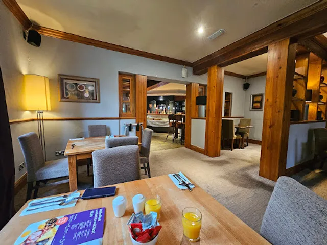 Pantruthyn Farm Table Table