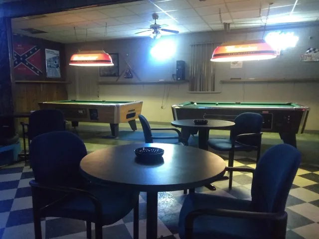 Marie's County Line Tavern