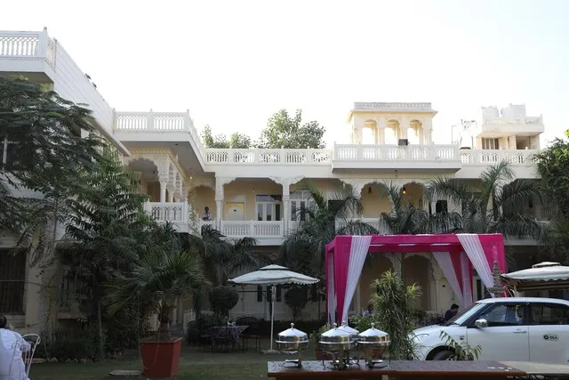 OYO 10283 Hotel Jaipur Darbar