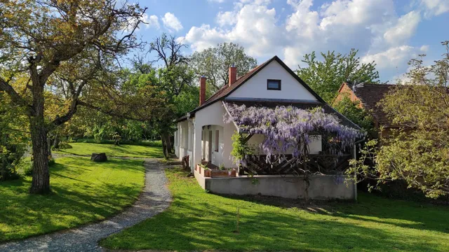 Tornácos Vendégfogadó