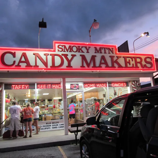 Smoky Mountain Candy Makers