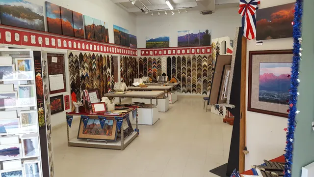 Picture Frame Factory Outlet