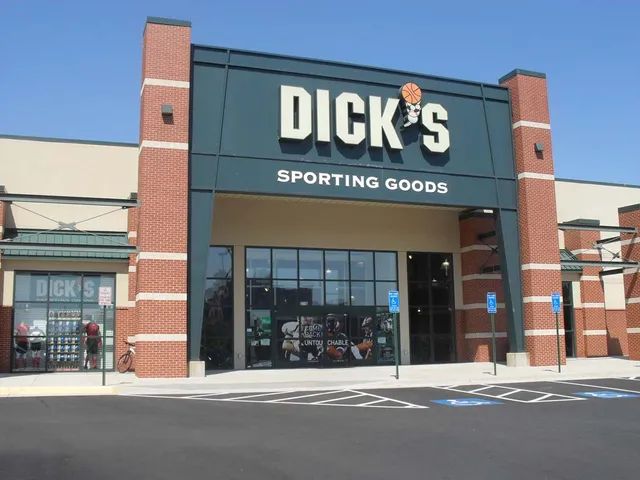 DICK'S Sporting Goods