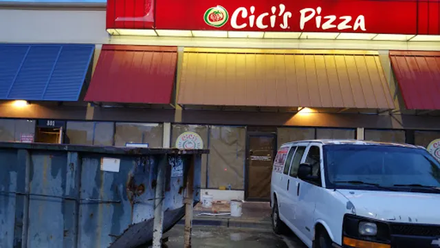 Cicis Pizza