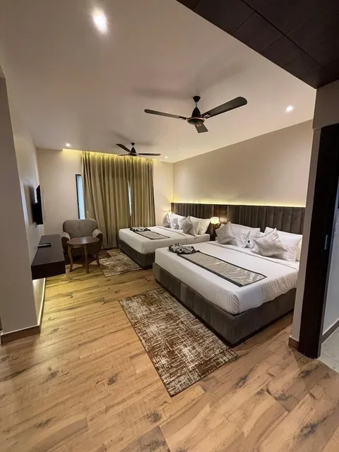 Shri Bhagwan Gopi Dham Dharmsala