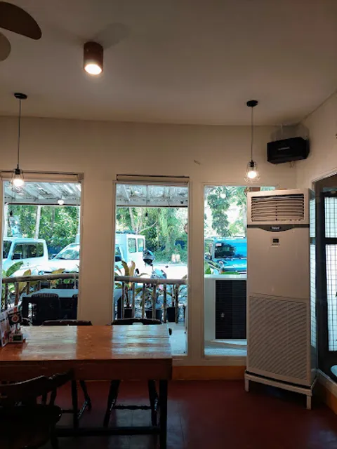 SamaLami Island Restaurant