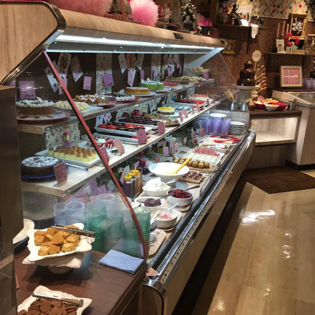 And sweets! Sweets! buffet! Alice Sapporo Le Troyes store