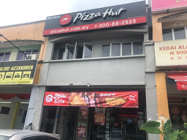 Pizza Hut Delivery Sri Kembangan