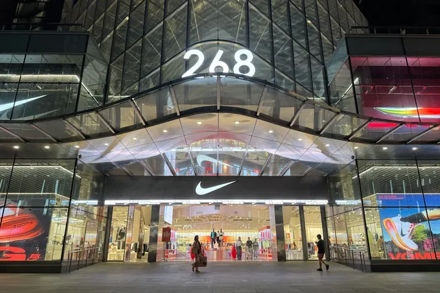NIKE ORCHARD ROAD